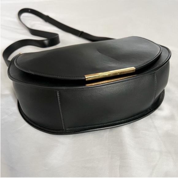 Cuyana Saddle Bag, Black, Large - Leather Saddle Bag - Picture 3 of 13